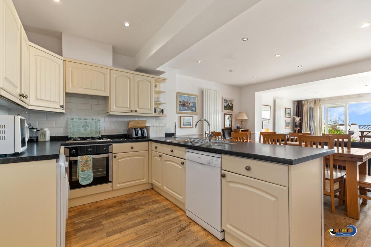 Kilmore - Beach Front House, Direct Beach Access, Spectacular Sea Views Saundersfoot Exteriör bild